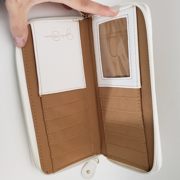 Jessica Simpson White/Gold Diamond Lattice Wallet 2 Zipper Compartment JS9782 - Picture 5 of 10